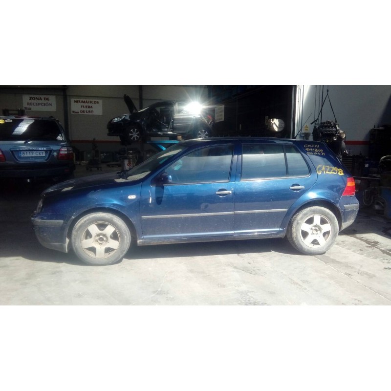 volkswagen golf iv berlina (1j1) del año 2002