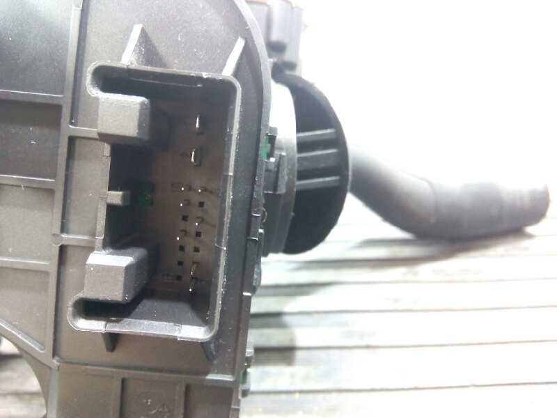 Recambio de mando intermitentes para volkswagen touareg (7la) tdi r5 referencia OEM IAM 7L6953549D  E1-B6-51-3