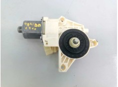 Recambio de motor elevalunas delantero derecho para mercedes-benz clase c (w204) berlina c 200 cdi (204.007) referencia OEM IAM 