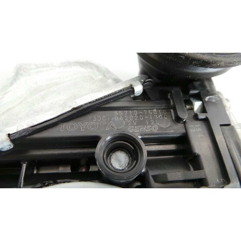 Recambio de elevalunas delantero derecho para toyota land cruiser (j15) executive referencia OEM IAM   E2-B4-3-1