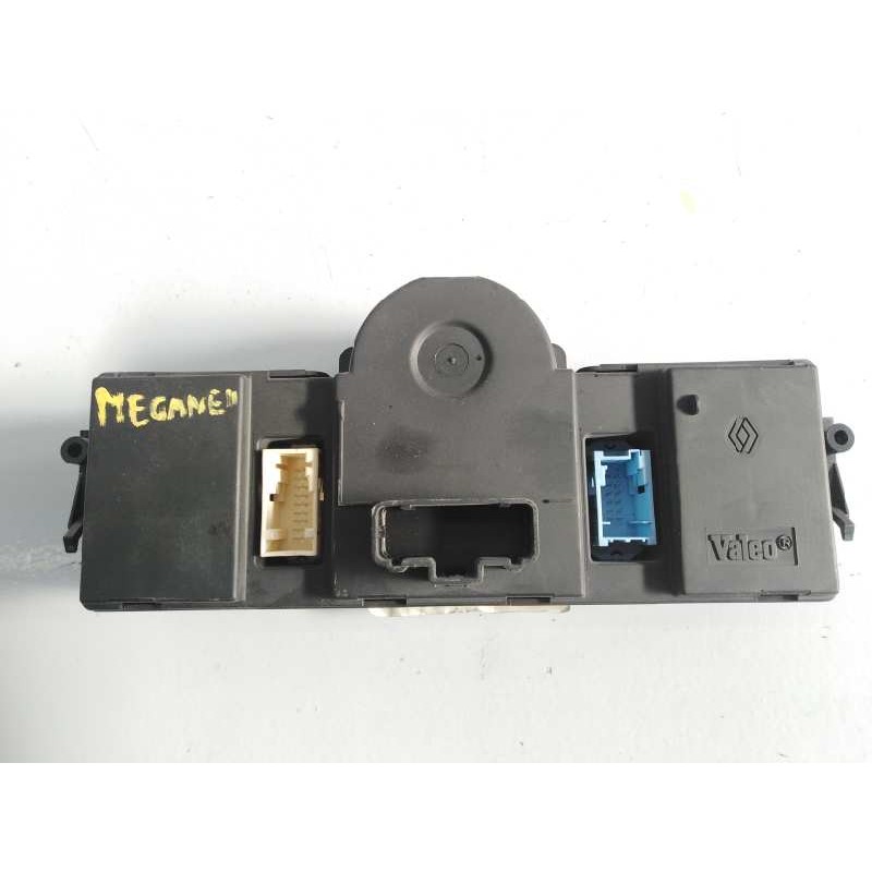 Recambio de mando climatizador para renault megane ii berlina 3p referencia OEM IAM 8200413906  E2-A1-28-5