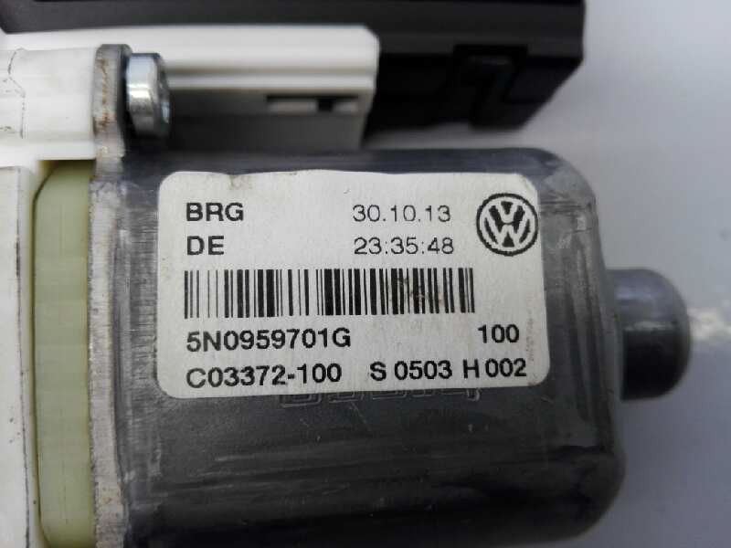Recambio de motor elevalunas delantero izquierdo para volkswagen tiguan (5n1) advance bluemotion referencia OEM IAM 5N0959701G C