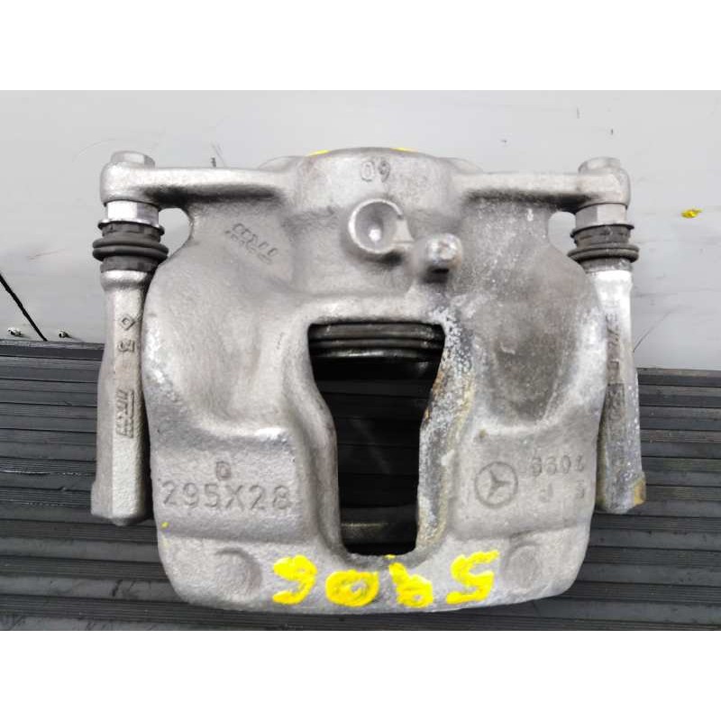 Recambio de pinza freno delantera derecha para mercedes-benz clase gla (w156) gla 200 cdi (156.908) referencia OEM IAM A24640  P