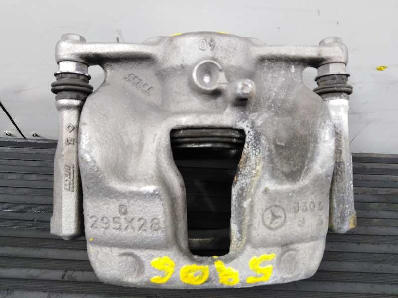 Recambio de pinza freno delantera derecha para mercedes-benz clase gla (w156) gla 200 cdi (156.908) referencia OEM IAM A24640  P