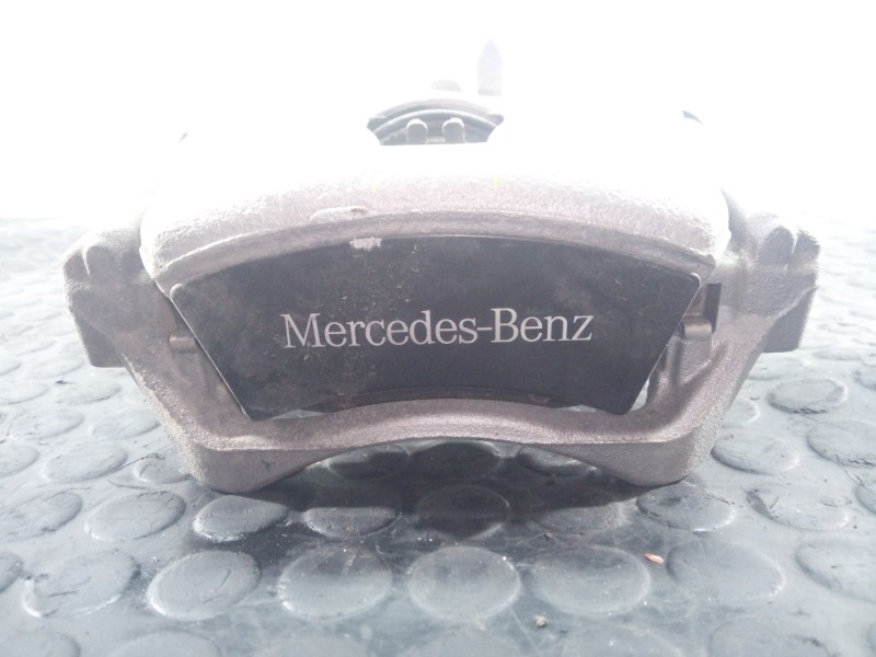 Recambio de pinza freno delantera izquierda para mercedes-benz clase gla (w156) gla 200 cdi (156.908) referencia OEM IAM A24639 