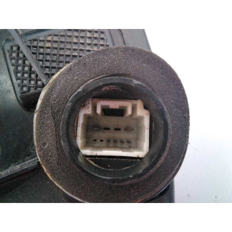 Recambio de cerradura puerta delantera derecha para toyota land cruiser (j15) referencia OEM IAM 64504220  E2-B4-30-2