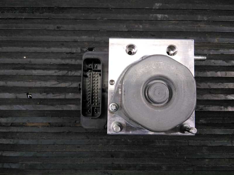 Recambio de abs para renault clio iv limited referencia OEM IAM 476600188R 17013116235 P3-A8-24-2