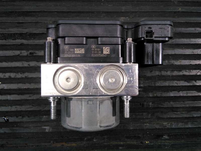 Recambio de abs para renault clio iv limited referencia OEM IAM 476600188R 17013116235 P3-A8-24-2