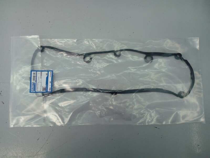 Recambio de ferreteria para volkswagen caddy ocio 2.0 tdi referencia OEM IAM 11122200 NUEVA 