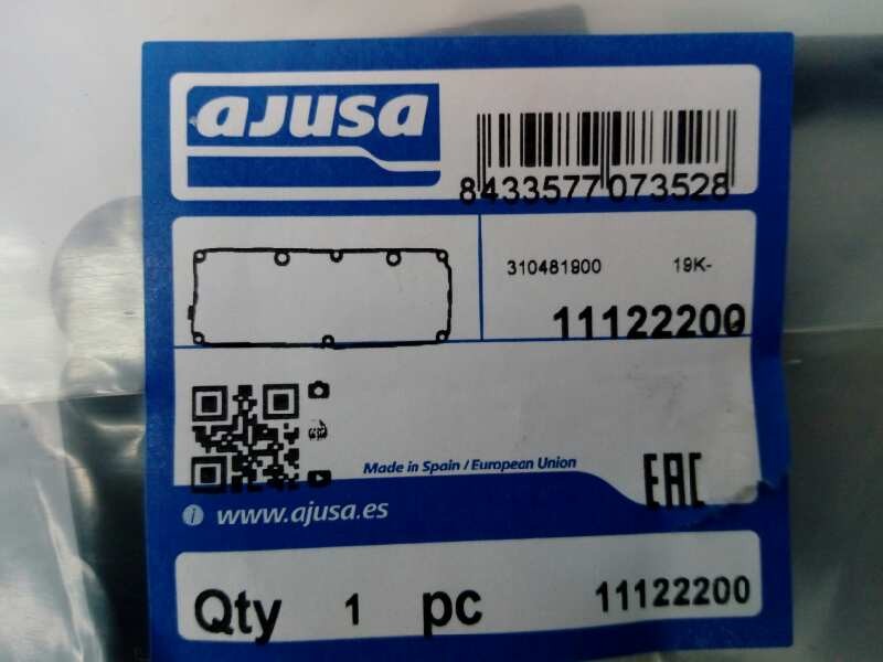 Recambio de ferreteria para volkswagen caddy ocio 2.0 tdi referencia OEM IAM 11122200 NUEVA 