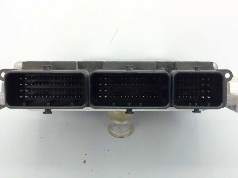 Recambio de centralita motor uce para dacia dokker ambiance referencia OEM IAM 237102213R 0281030439 E2-A1-37-1