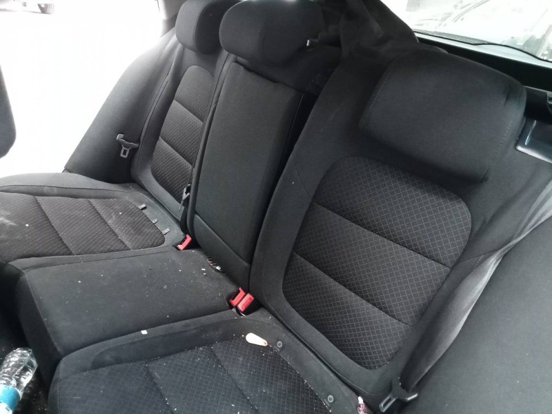 skoda superb combi (3t5) del año 2013