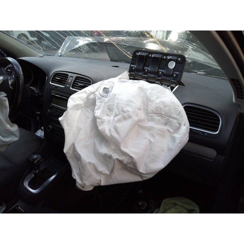 volkswagen golf vi (5k1) del año 2010