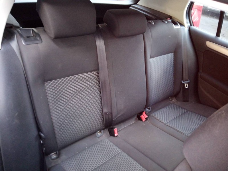 volkswagen golf vi (5k1) del año 2010