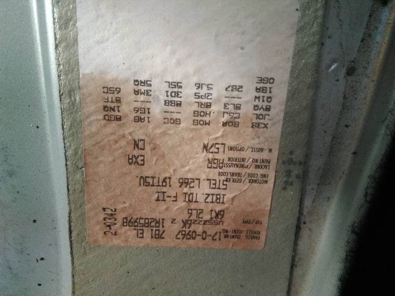 seat ibiza (6k1) del año 2001