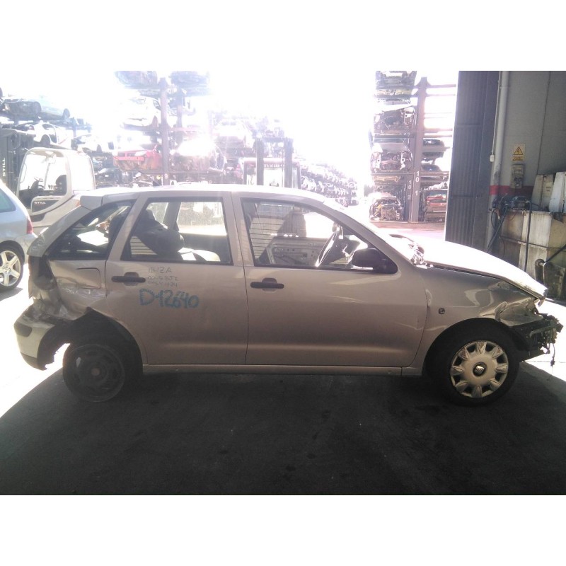 seat ibiza (6k1) del año 2001