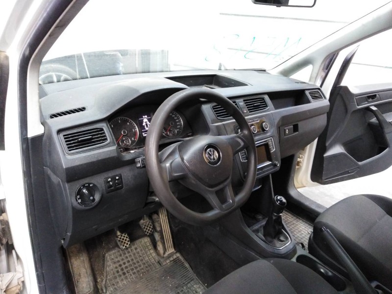 volkswagen caddy furgón/kombi del año 2019