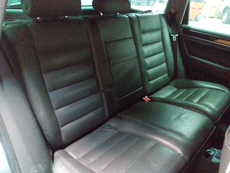 volkswagen touareg (7l6) del año 2006