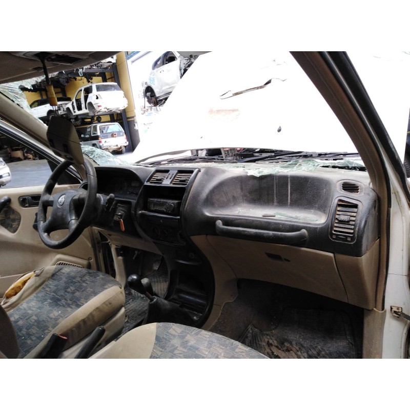 nissan terrano/terrano.ii (r20) del año 2001