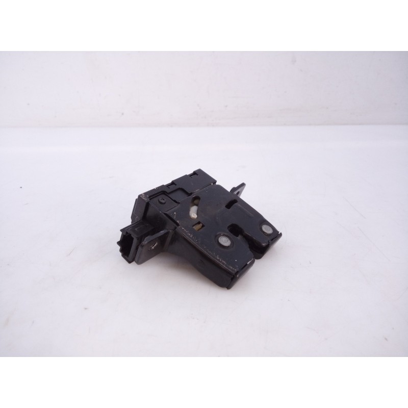 Recambio de cerradura maletero / porton para nissan qashqai (j10) tekna premium referencia OEM IAM 90502AW0B  E2-A4-60-2