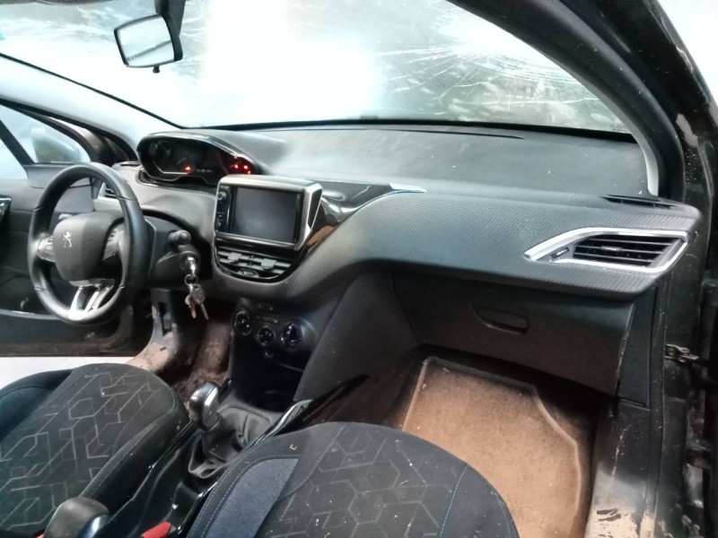 peugeot 2008 (--.2013) del año 2019