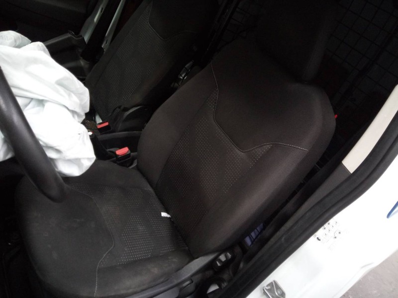 ford transit courier del año 2018