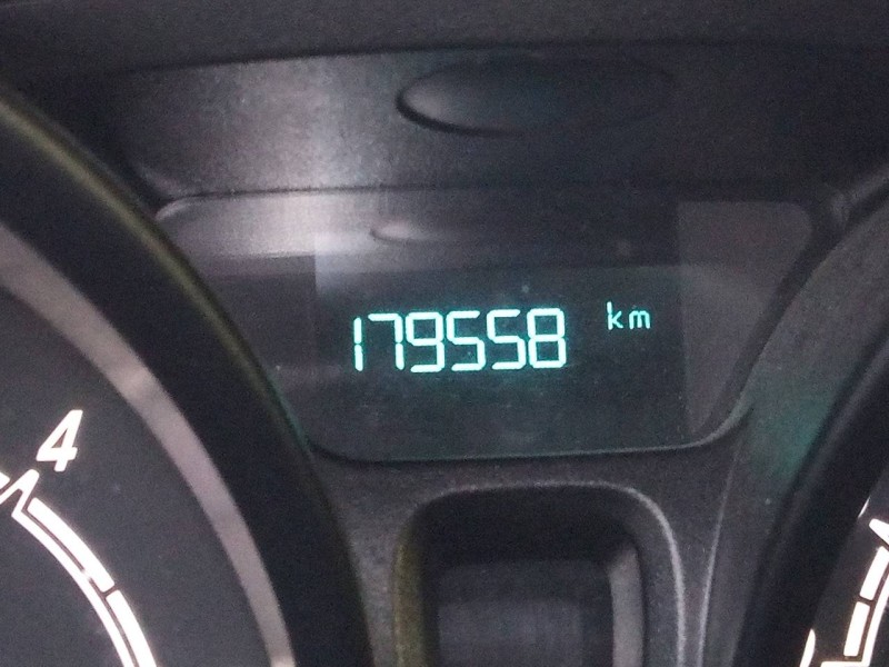 ford transit courier del año 2018