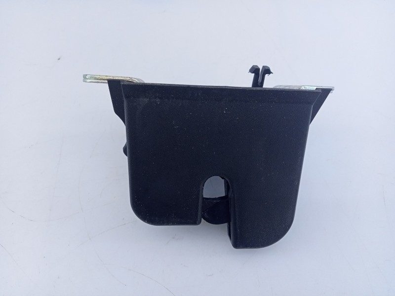 Recambio de cerradura maletero / porton para volkswagen t-cross style referencia OEM IAM 2G6827505B  E1-B6-48-2