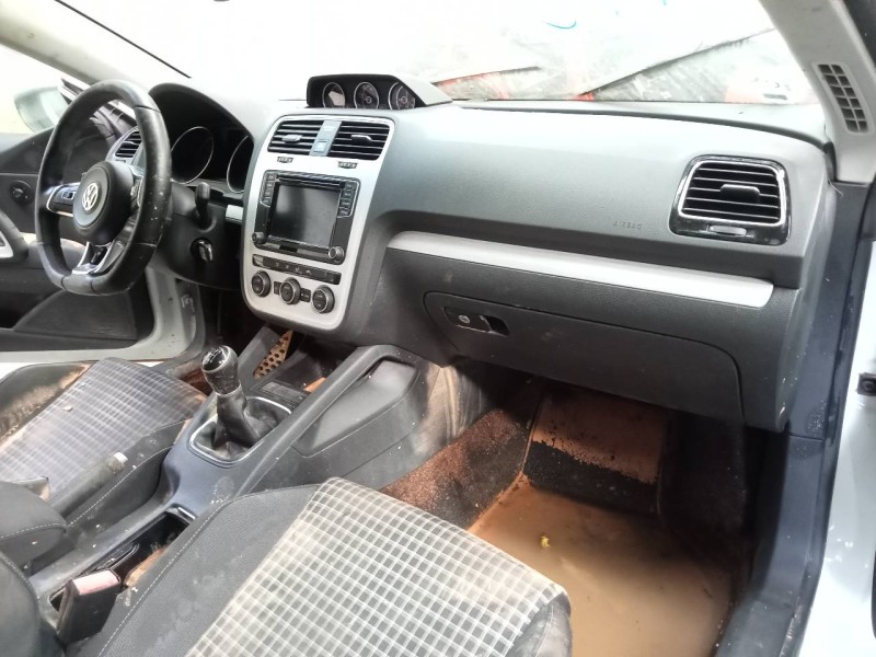 volkswagen scirocco (138) del año 2016