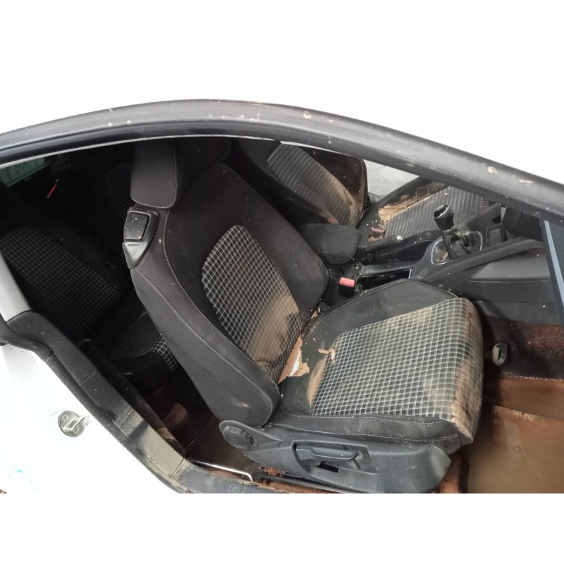 volkswagen scirocco (138) del año 2016