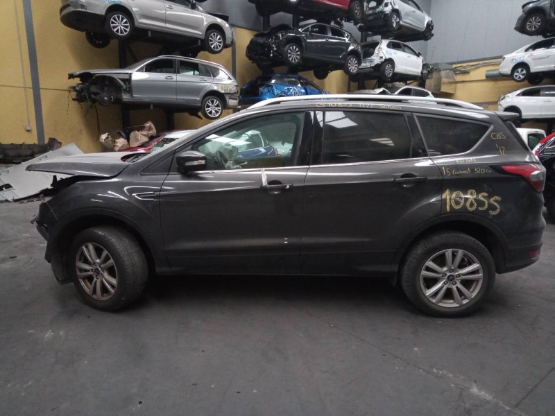ford kuga (cbs) del año 2018