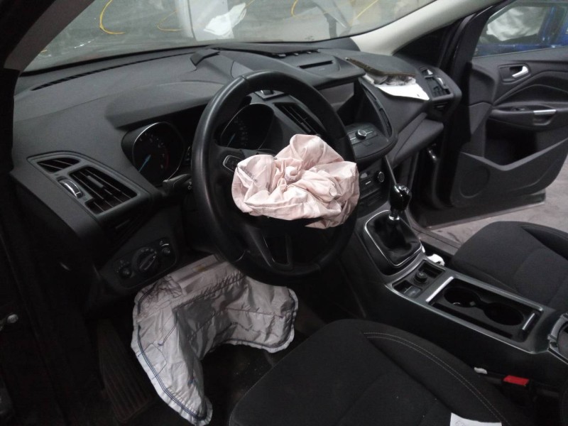 ford kuga (cbs) del año 2018