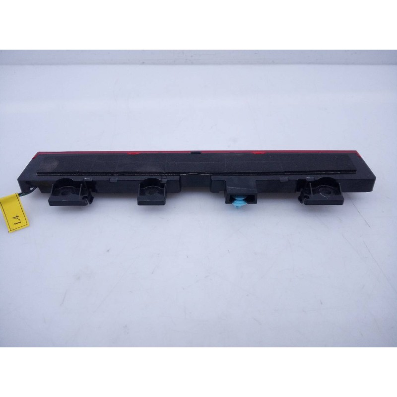 Recambio de luz central de freno para hyundai i30 fastback tecno referencia OEM IAM 92700G4110  E2-B5-54-1