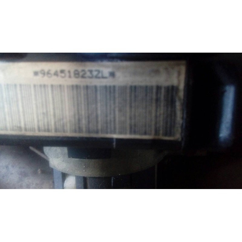 citroën xsara berlina del año 2001