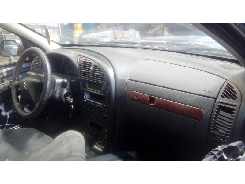 citroën xsara berlina del año 2001