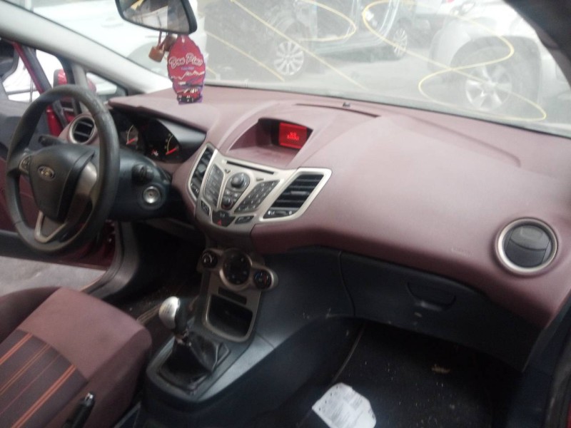 ford fiesta (cb1) del año 2010