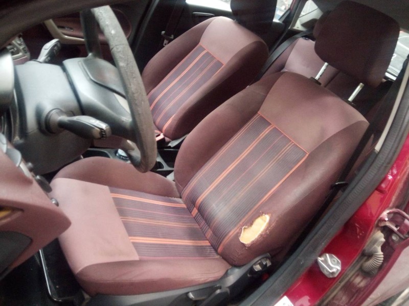 ford fiesta (cb1) del año 2010