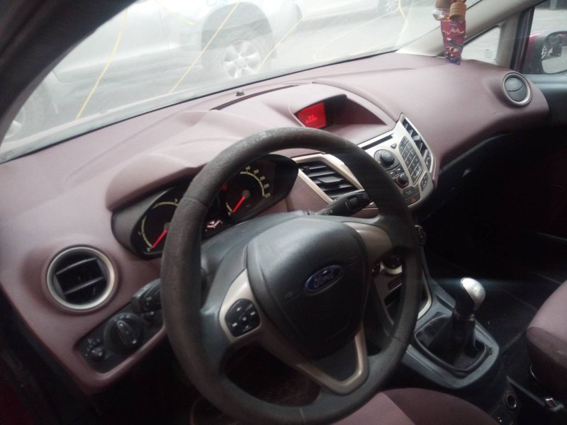 ford fiesta (cb1) del año 2010