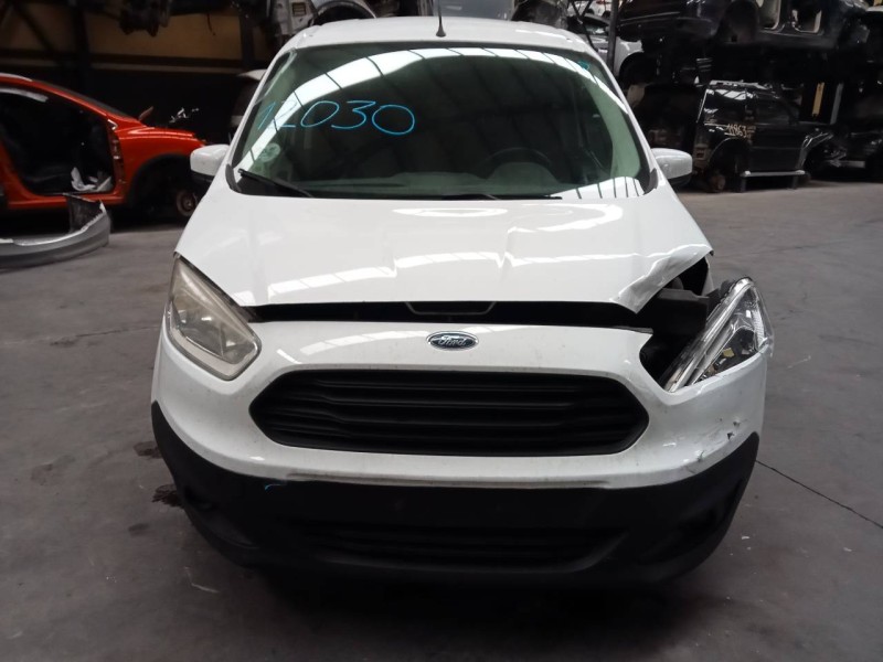 ford transit courier del año 2014