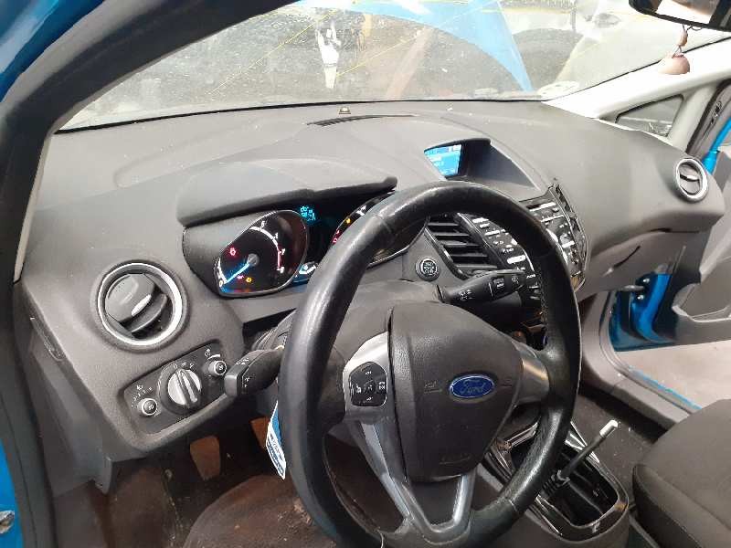 ford fiesta (ccn) del año 2012