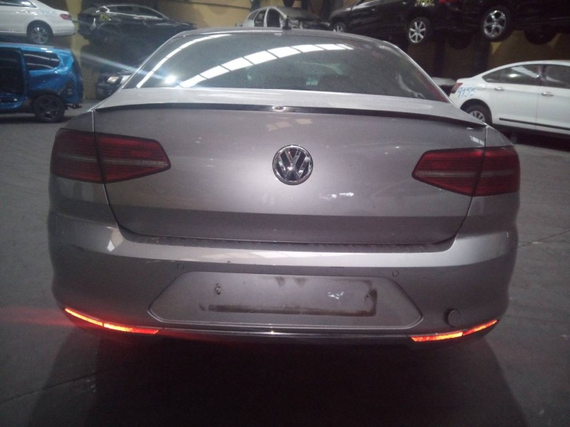 volkswagen passat lim. (3g2) del año 2014