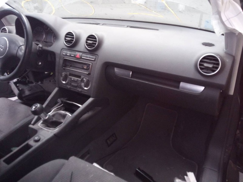 audi a3 (8p) del año 2003