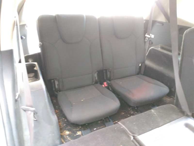 kia carens ( ) del año 2015