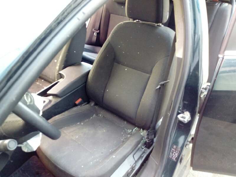 opel insignia berlina del año 2016