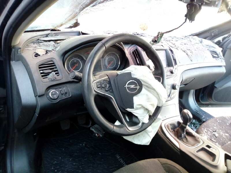 opel insignia berlina del año 2016