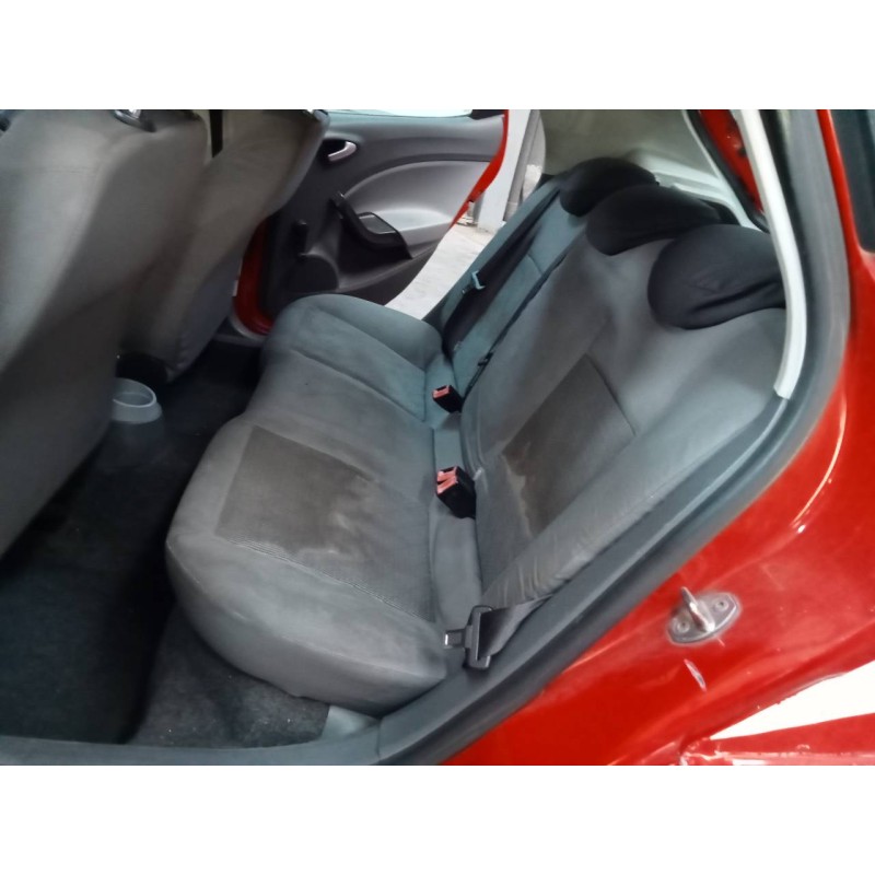 seat ibiza (6j5) del año 2010
