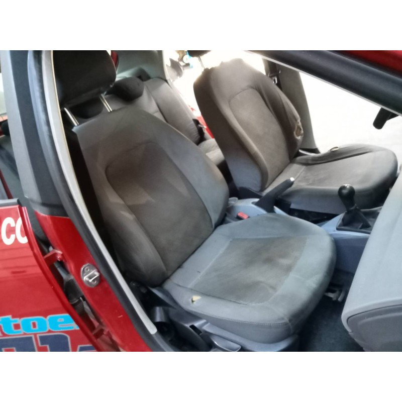 seat ibiza (6j5) del año 2010