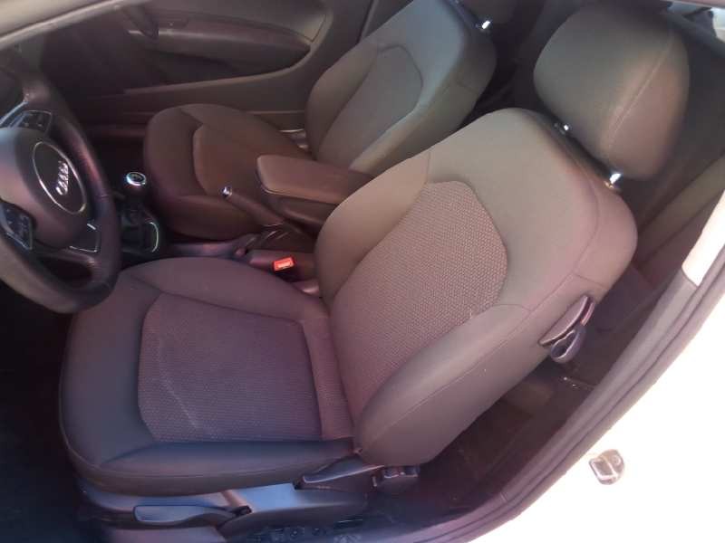 audi a1 (8x) del año 2012