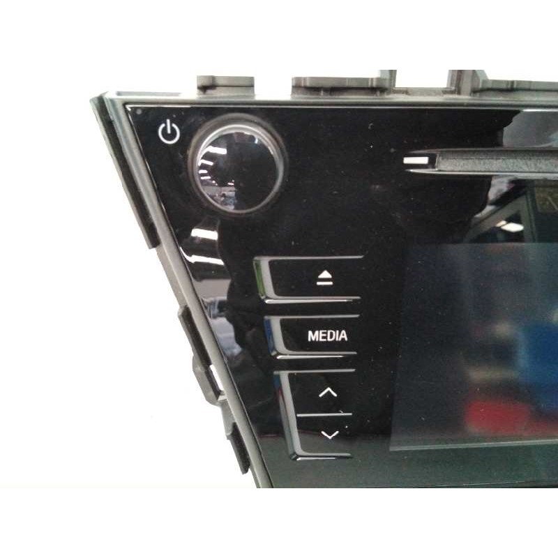 Recambio de sistema navegacion gps para toyota prius+ eco referencia OEM IAM 8614047231 CVVS04F0AJA E3-B2-17-3