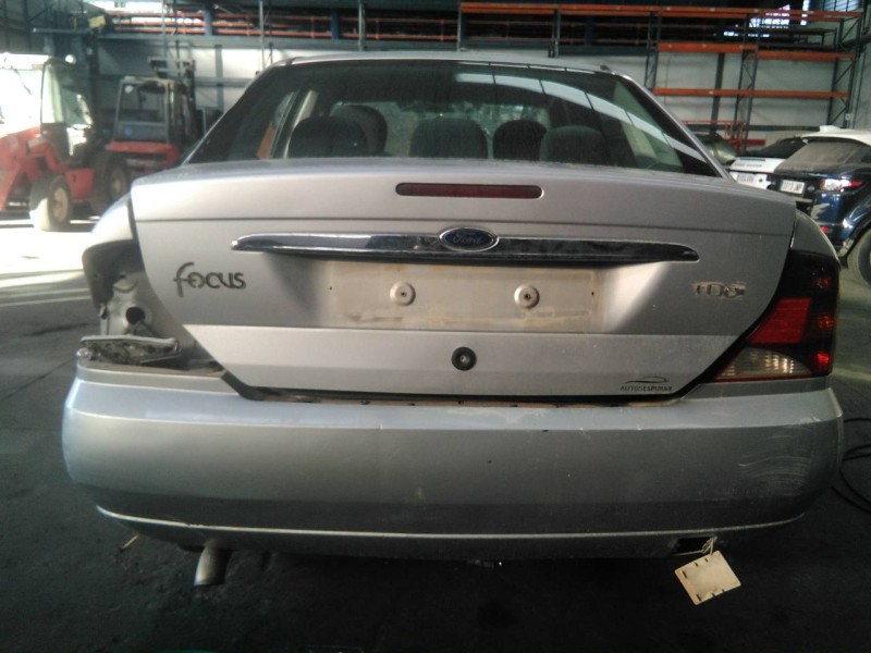 ford focus berlina (cak) del año 1999